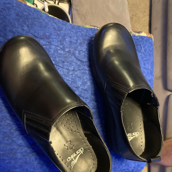 Dansko Black Clog Size 41 lightly used - Picture 3 of 5